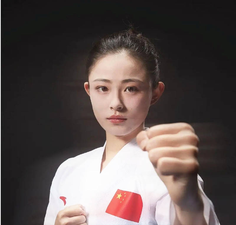 雷速体育- 大师赛巅峰对决！海滨烈马队小胜岭北风暴队，跆拳道赛场再起波澜；黑马成最大惊喜