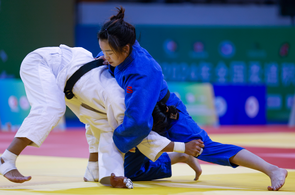 Leisu-柔道邀请赛上演强强对话,皖南犀牛队鏖战燕赵飞鹰队,多点开花奏效;门前嗅觉决定胜负(2024年中国中学生柔道精英赛)