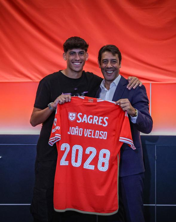 雷速体育-本菲卡迎足总杯关键赛;冲刺阶段状态回暖;态度坚定;球探报告显示潜力(佐良娜崛起30汉化版破解版)