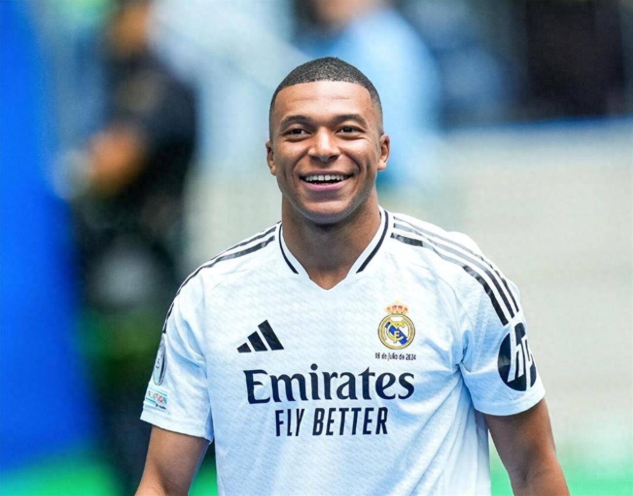 Leisu-关于姆巴佩回归赛场，爆冷首场状态亮眼，加拿大队观众沸腾！的信息