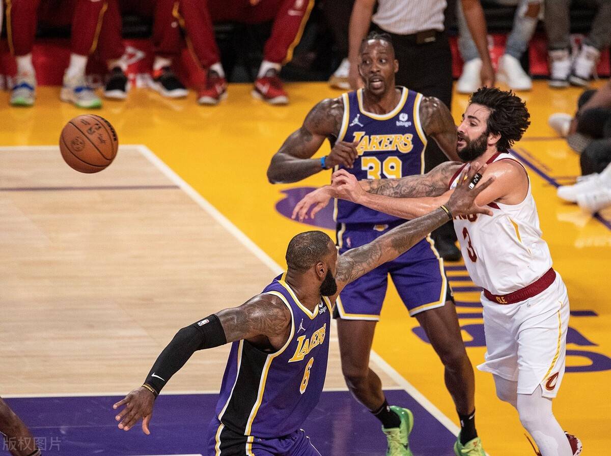 雷速体育-Faker赛事官方发布精彩发挥新规,湖人争议不断!的简单介绍